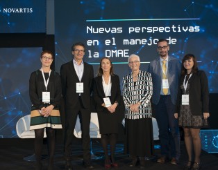 Dra. Carmen Navarro, Therapeutical Area Head del Área de Oftalmología de Novartis; Dr. Jordi Monés, director del Institut de la Màcula, director de la Barcelona Mácula Foundation, MD, PhD y codirector de VisionArt; Dra. Marta Figueroa, directora científica de VisionArt y jefa de Sección de la Unidad de Retina y Vítreo del Hospital Universitario Ramón y Cajal de Madrid; Dra. Christine A. Curcio, Universidad de Alabama en Birmingham (EEUU); Dr. Roberto Gallego Pinazo, oftalmólogo de la Clínica Oftalvist en Valencia y Madrid; y Dña. Laia Gómez, del departamento médico de Novartis.